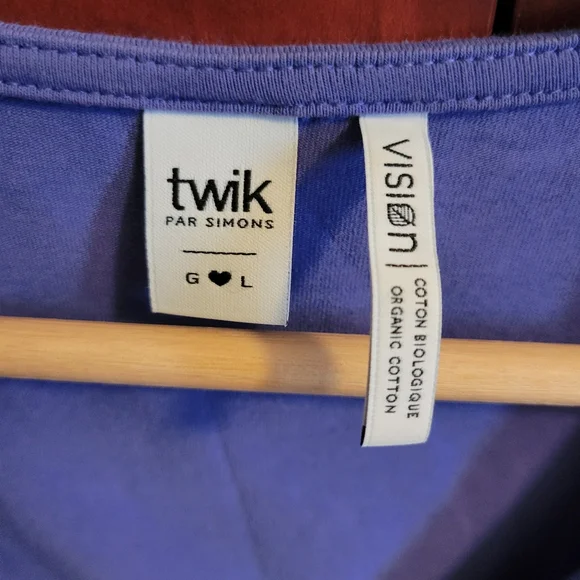 Simons Crop Top - Picture 3 of 4